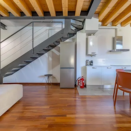 Apartamento Hermes At Duomo Como